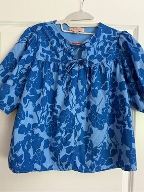 Philosophy | Blue Floral Double Bow Neckline & Puffy Sleeve Blouse